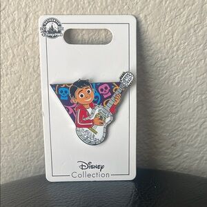 Disney Vibrant Guitar Pin with Character